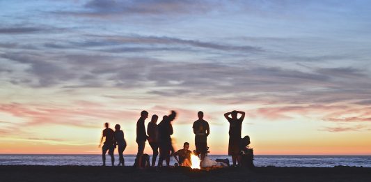המדריך המושלם לארגון מסיבת חברה